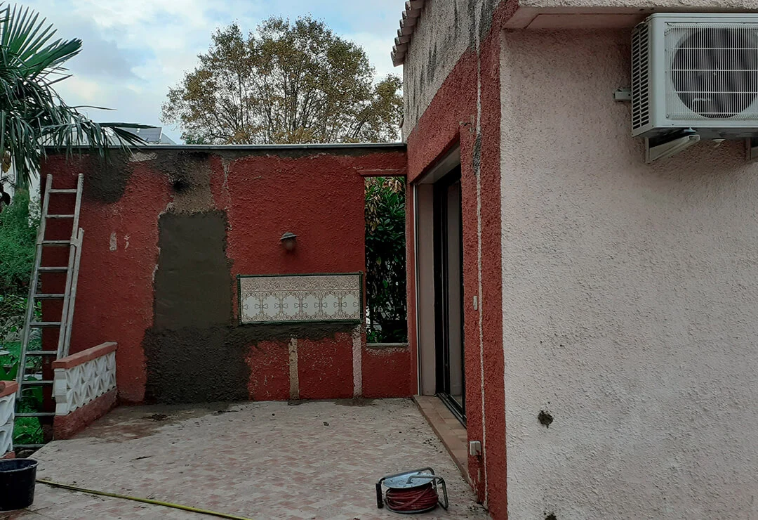 Peinture de méditerannee réalisation maçonnerie extérieur avant